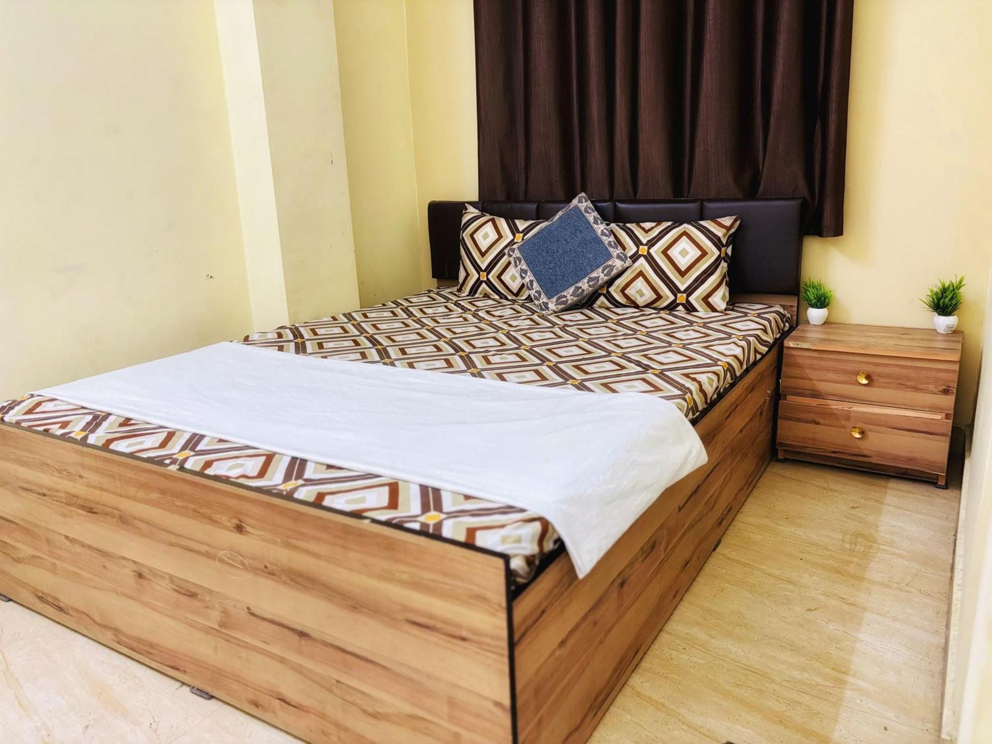 Capital Heritage Homestay Гувахати Экстерьер фото